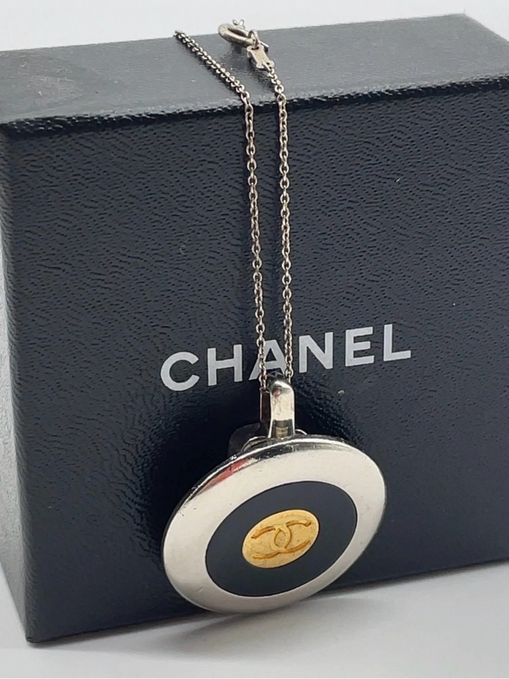 2004 Vintage CHANEL CC Record Necklace - Picture 1 of 8